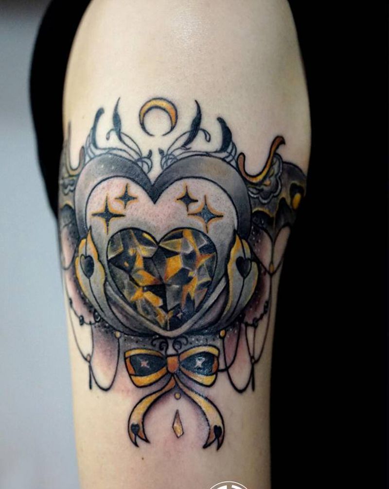 原创闪闪发光的❤️纹身图片_New School水彩纹身图案