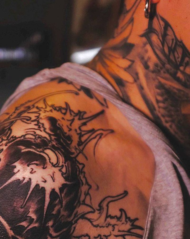 构建_纹身图片_手臂新传统纹身图案