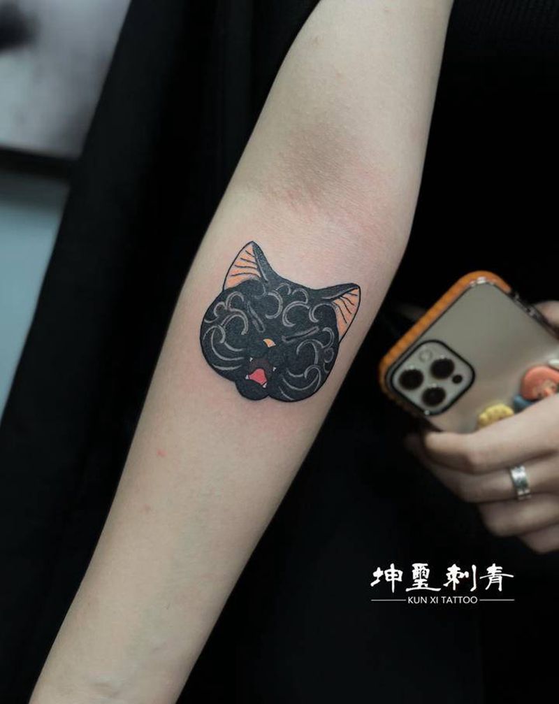 日式小猫咪纹身图片_手臂老传统纹身图案