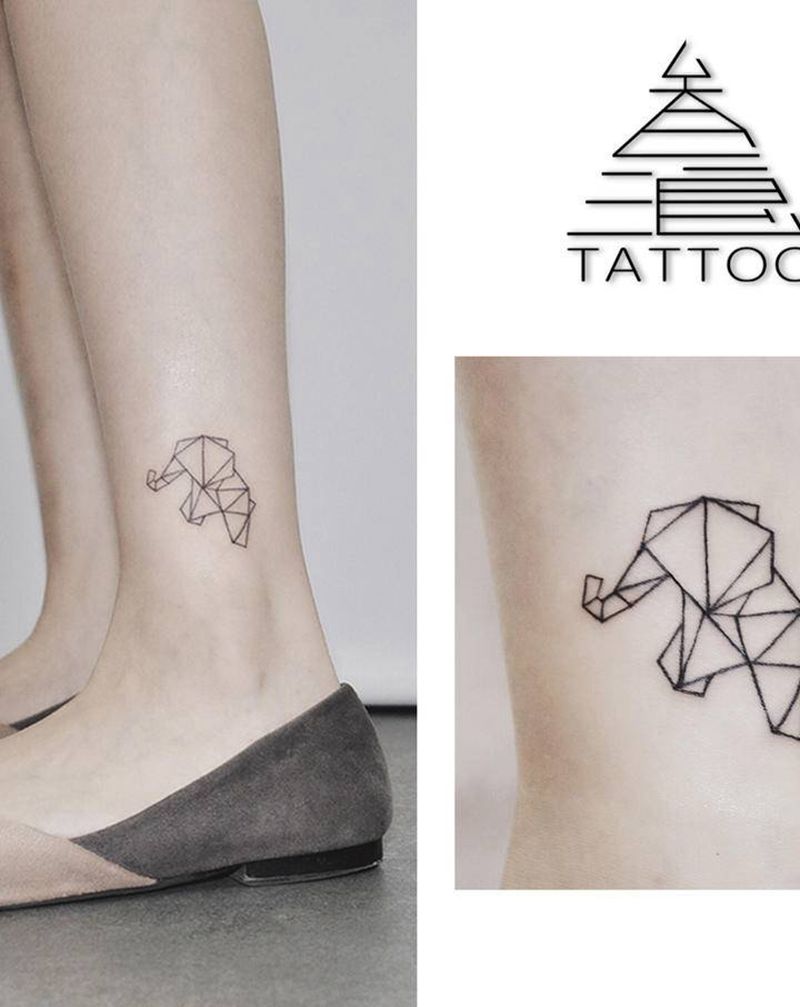 小象纹身图片_脚部纹身图案