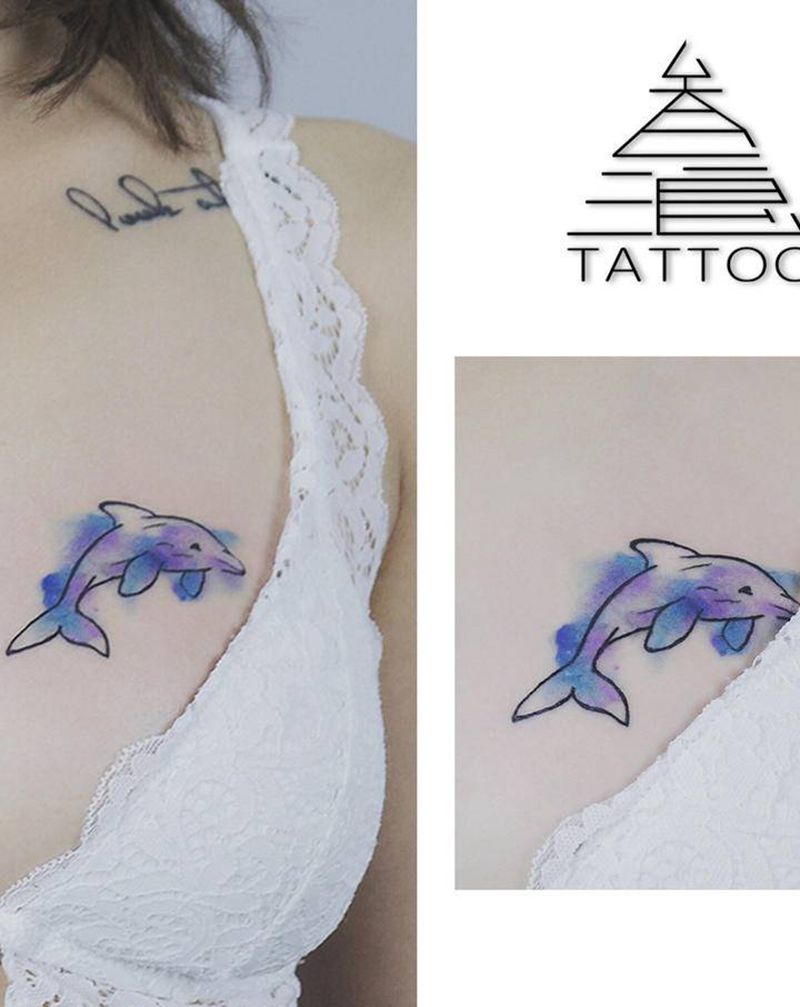海豚纹身图片_水墨纹身图案