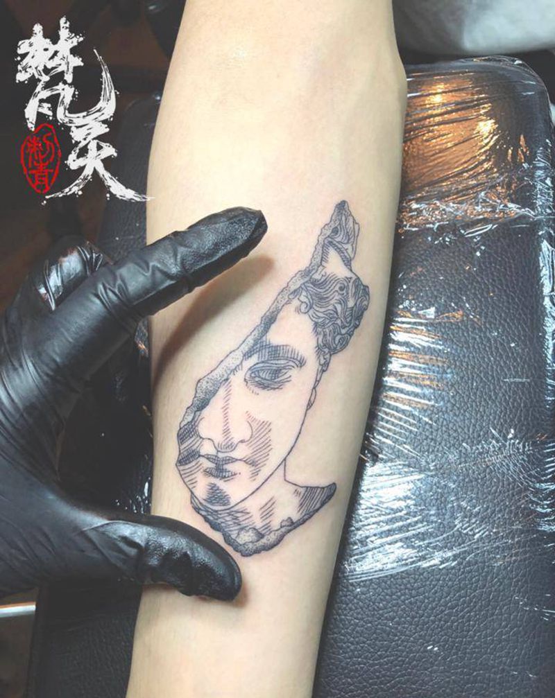 几何石膏像纹身纹身图片_手部手臂几何点刺纹身图案