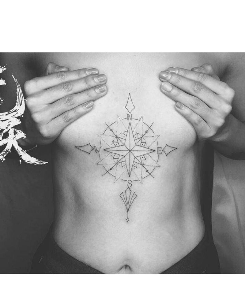 女生胸下  花胸纹身图片_胸部几何点刺纹身图案