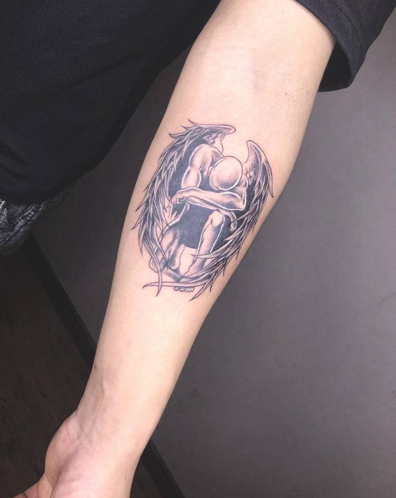 写实羽毛人物纹身图片_手臂腿部欧美写实羽毛纹身图案