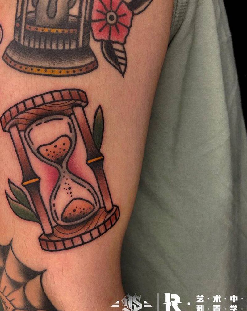 经典old school纹身图片_手臂Old School纹身图案