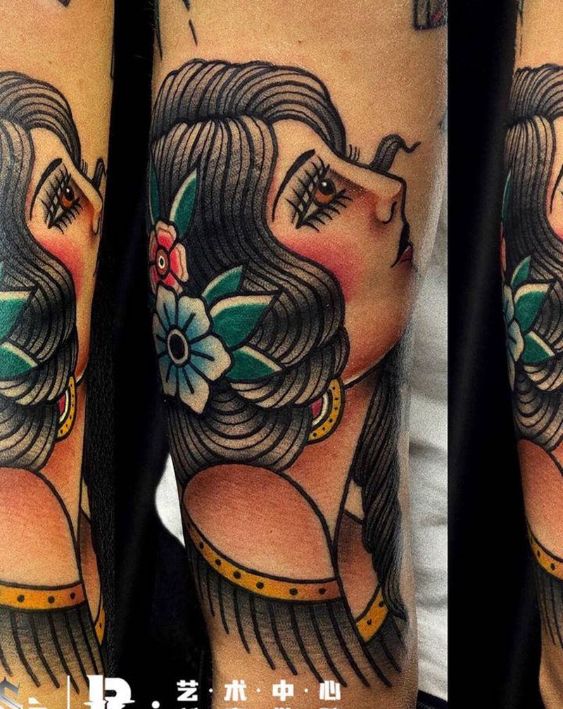 经典old school女人纹身图片_手臂Old School纹身图案