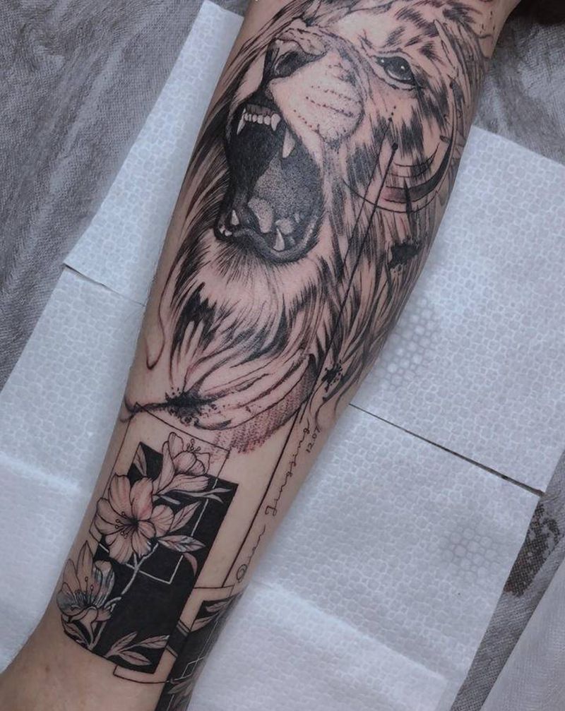 小腿狮子＋遮盖纹身图片_腿部欧美写实点刺狮子素花纹身图案