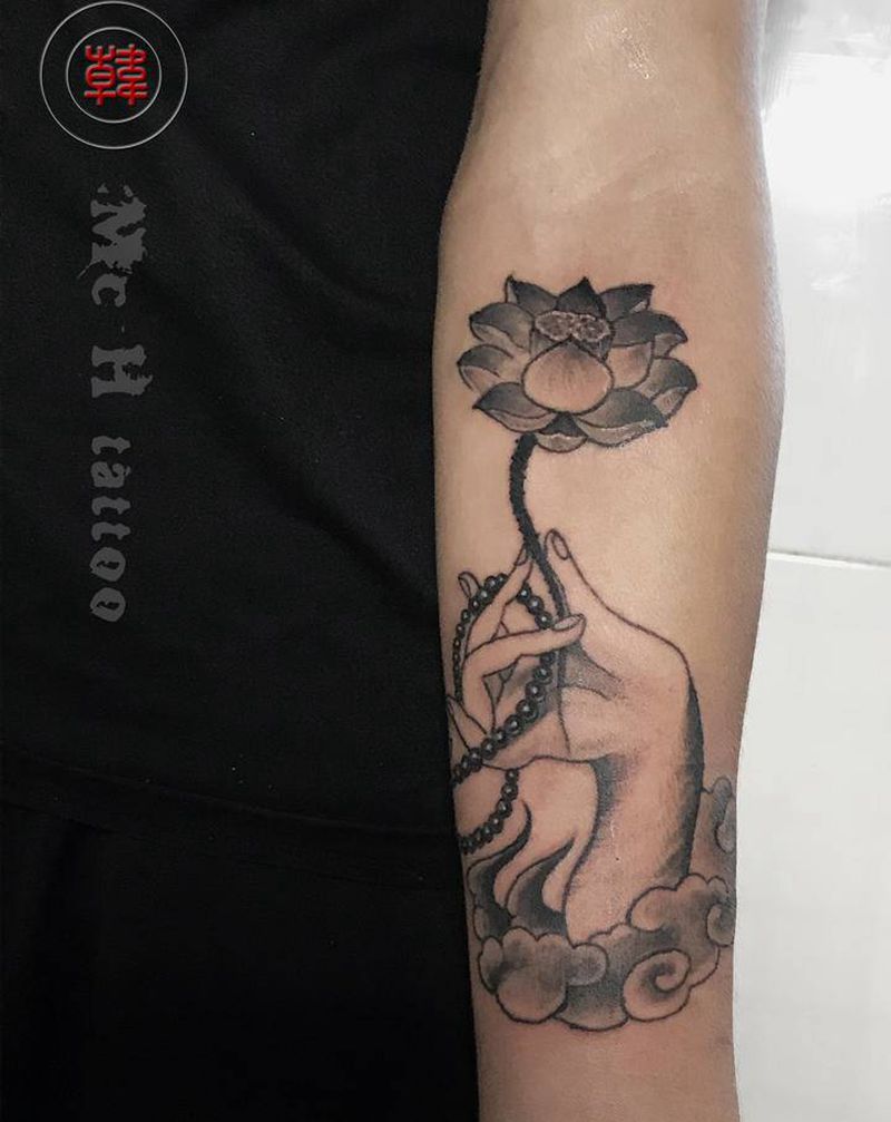 佛手莲花纹身图片_手臂新传统欧美写实佛手莲花纹身图案