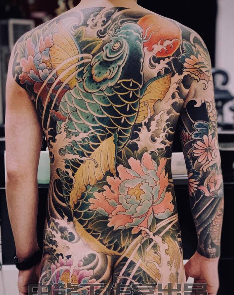 锦鲤纹身图片_新传统纹身图案