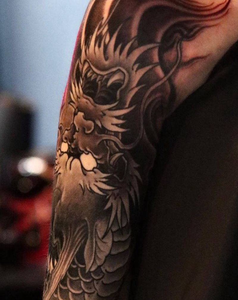 传统龙花臂纹身图片_老传统新传统龙纹身图案