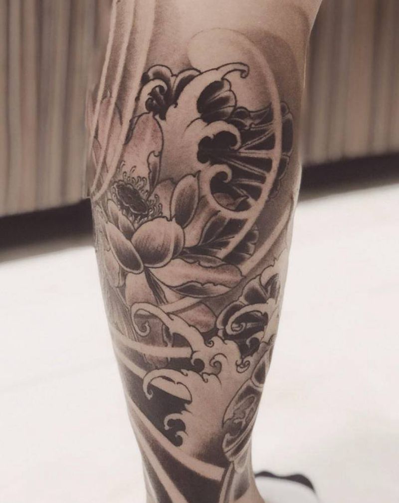 包小腿鱼纹身图片_腿部新传统纹身图案