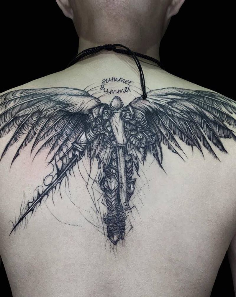 大天使之剑纹身图片_背部点刺纹身图案