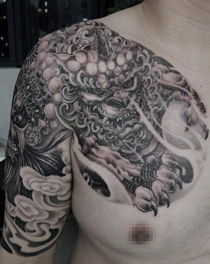 半甲纹身纹身图片_胸部手臂新传统纹身图案