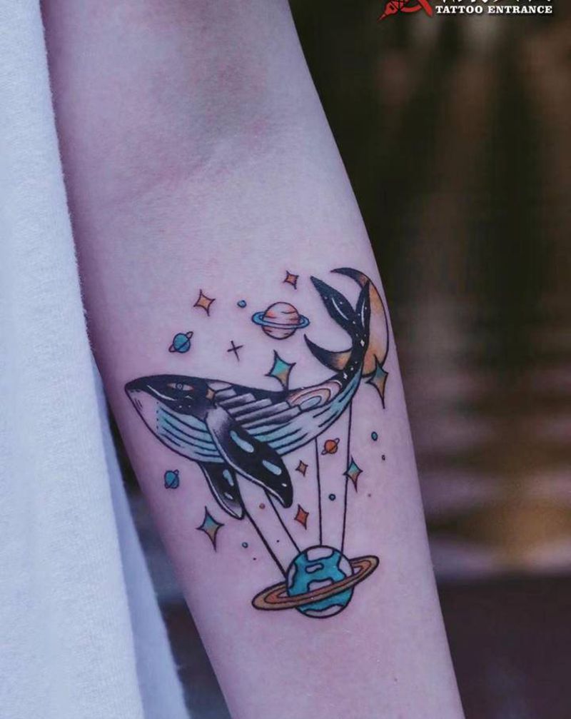 鲸鱼星球纹身纹身图片_手臂水彩鲸鱼鲸星球纹身图案