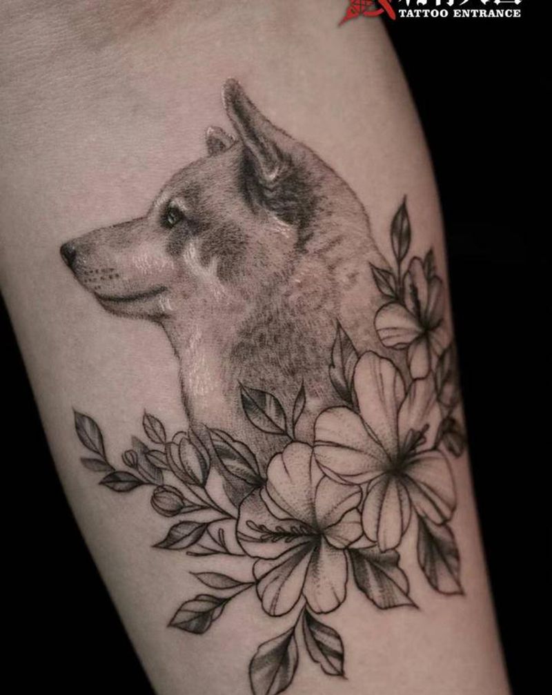 田园犬狗狗纹身图片_手臂点刺狗宠物田园犬纹身图案