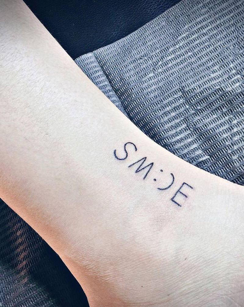 smile^_^纹身图片_脚部纹身图案