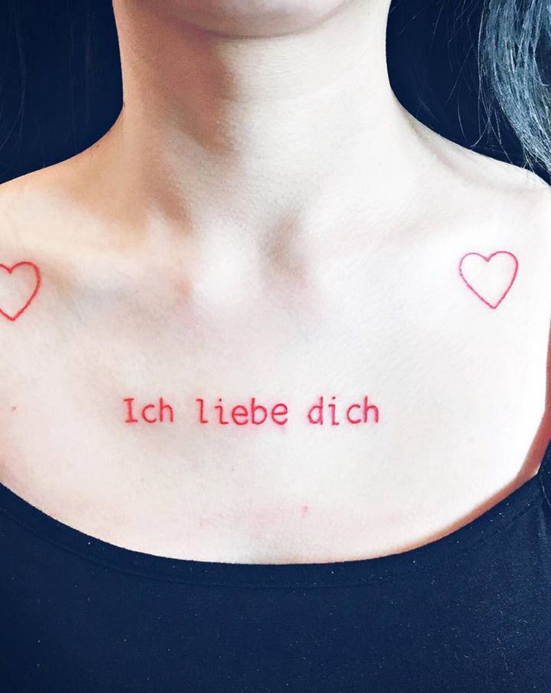 我爱你纹身图片_胸部纹身图案