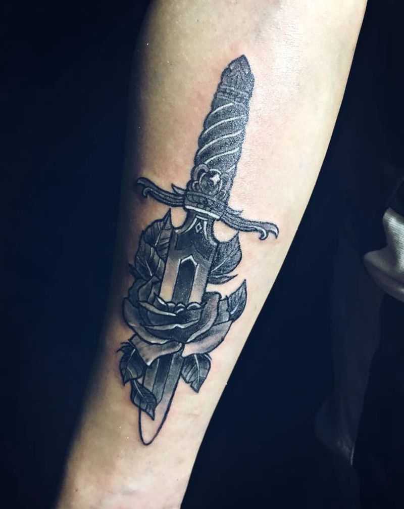 school风小图—剑花纹身图片_手臂New School纹身图案