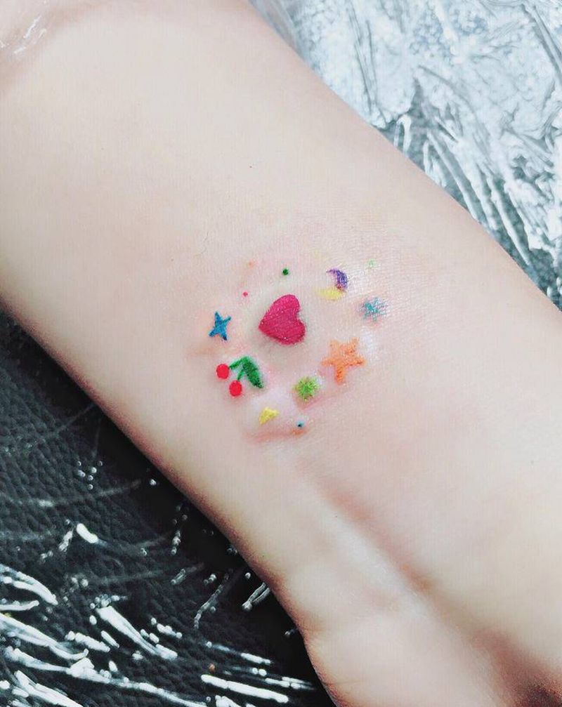 小清新遮盖纹身图片_手臂手部纹身图案