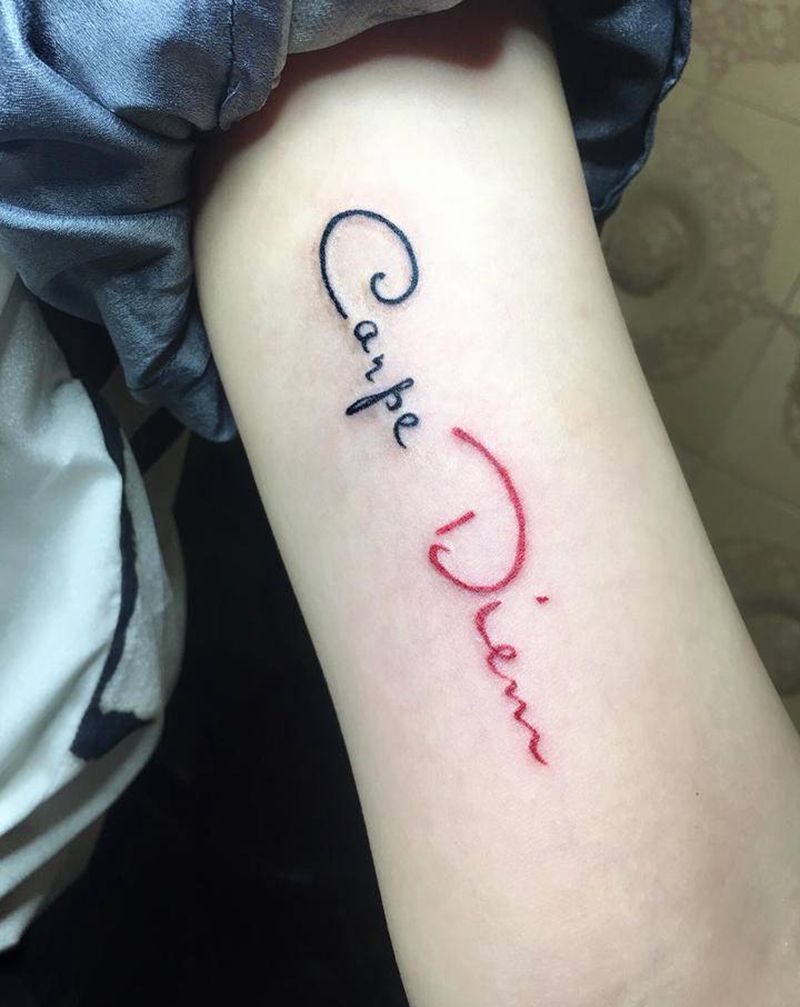 黑红拼接小英文纹身图片_手臂纹身图案