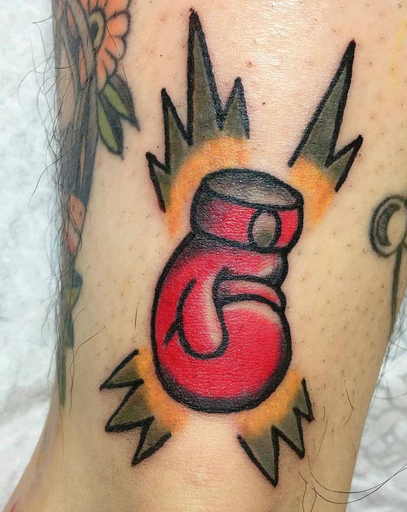 拳击手套纹身图片_脚部腿部纹身图案