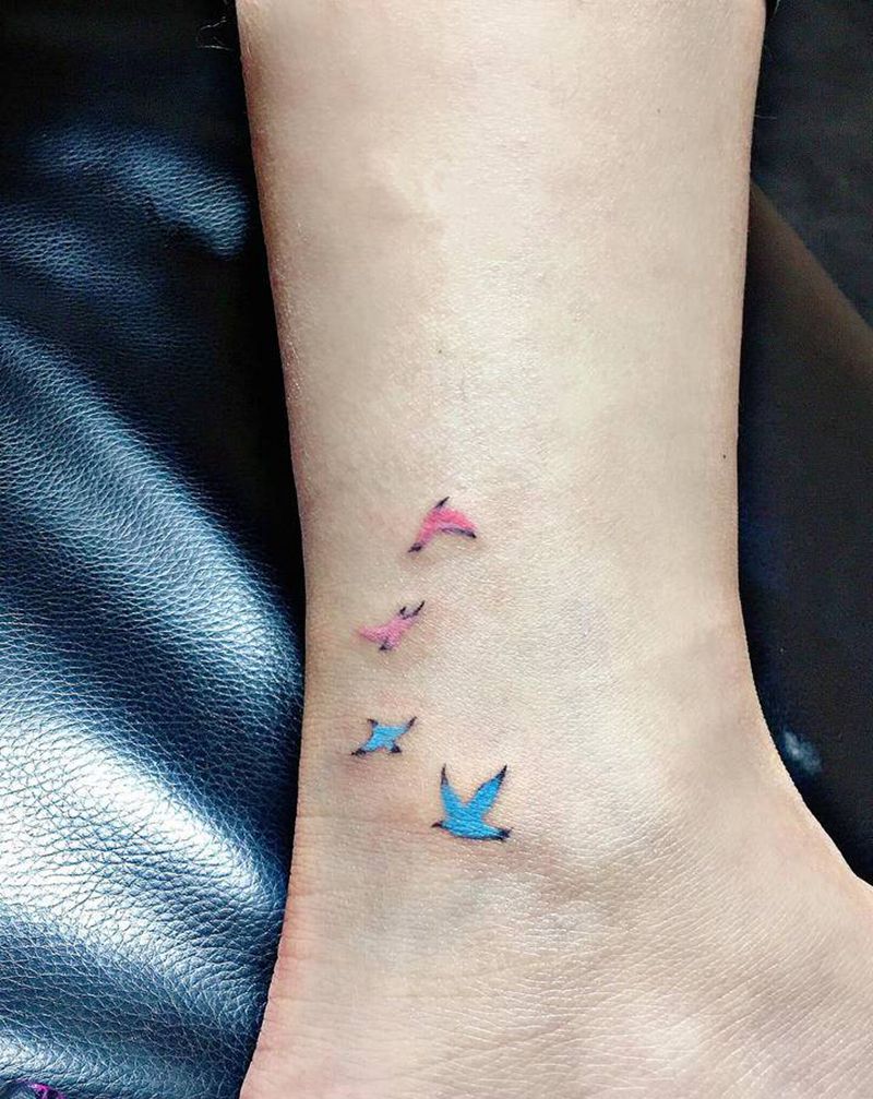 脚踝小清新纹身图片_脚部腿部纹身图案