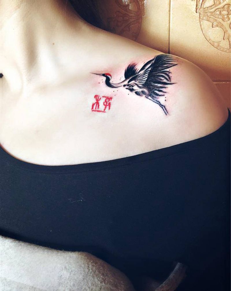 仙风道骨一品鸟纹身图片_肩部纹身图案