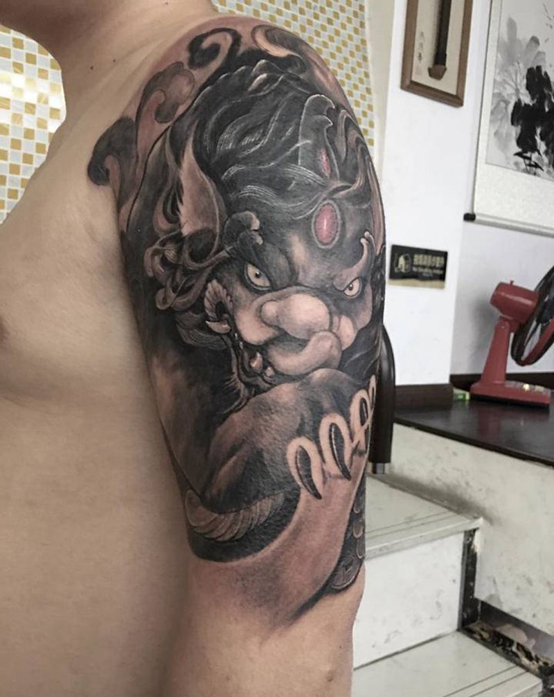 貔貅纹身图片_手臂手部欧美写实新传统纹身图案