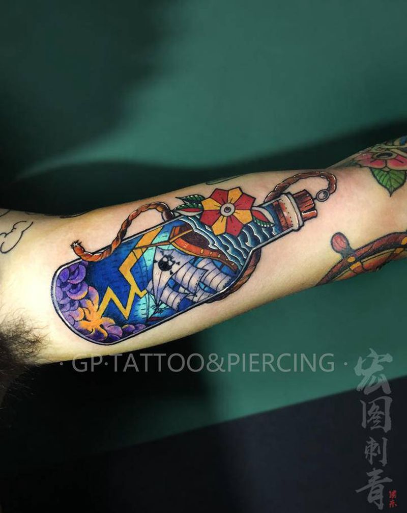 school 漂流瓶纹身图片_手臂Old SchoolNew School漂流瓶帆船纹身图案