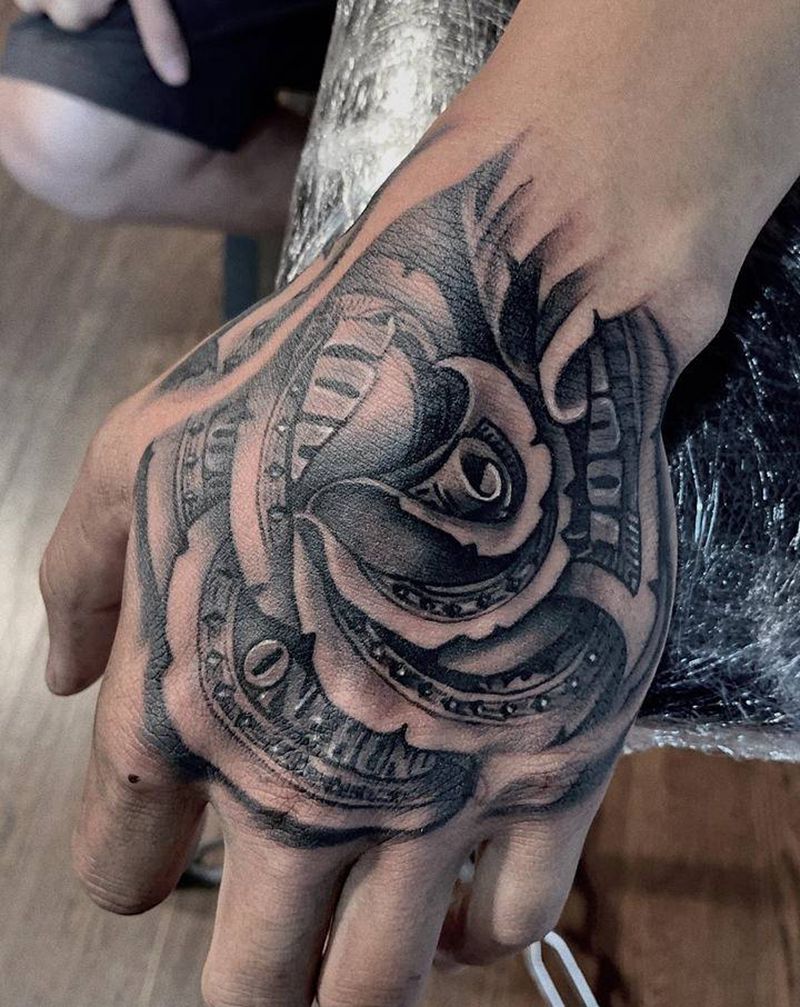 美金卷纹身图片_手部欧美写实纹身图案