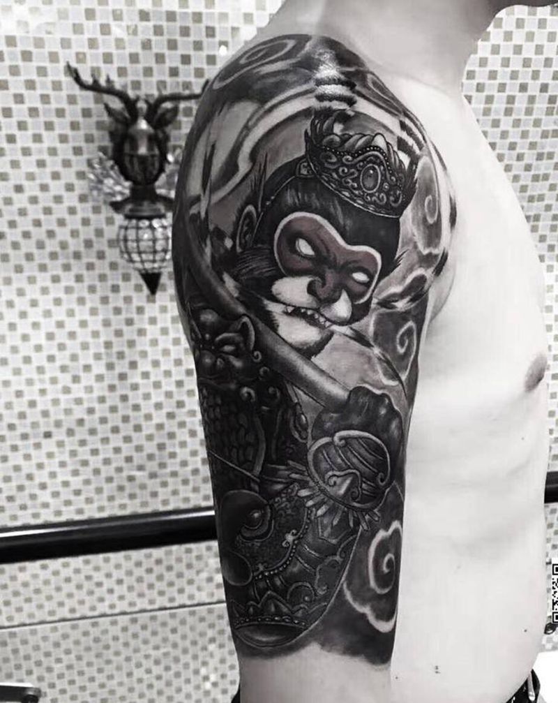 四天大神纹身图片_臀部纹身图案