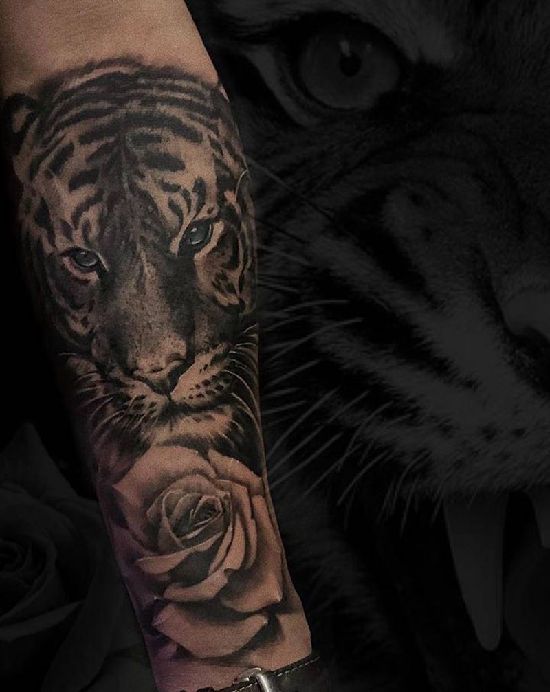 老虎玫瑰纹身纹身图片_手臂欧美写实纹身图案