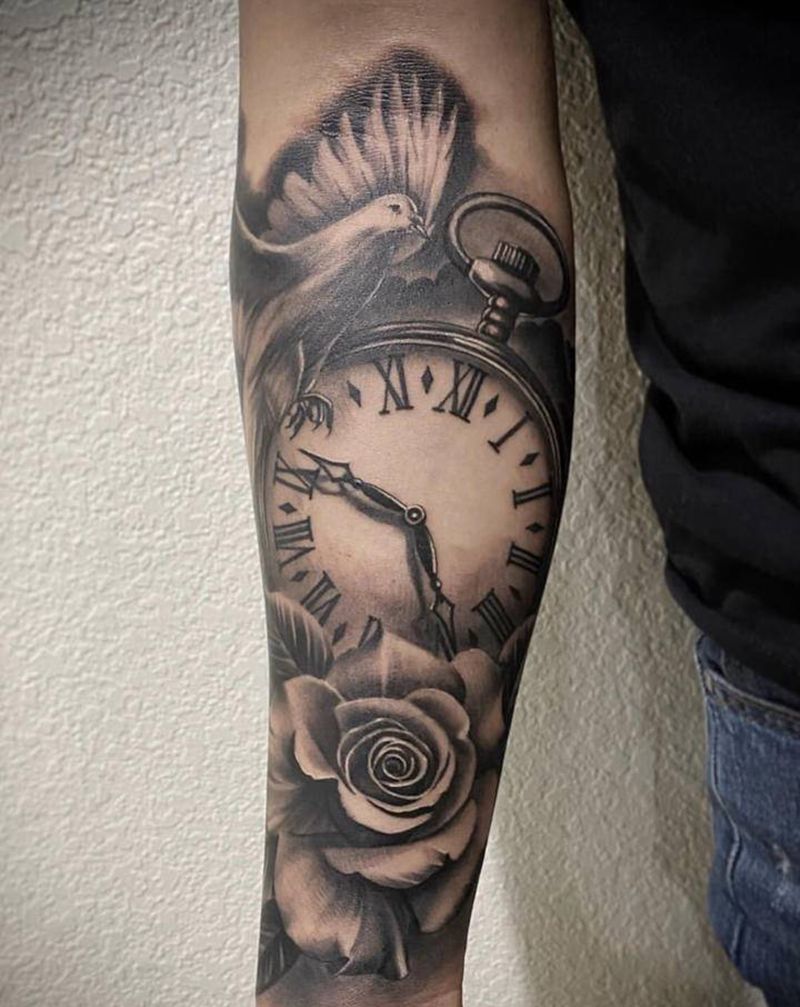 致人生中最重要的三样东西纹身图片_手臂腿部欧美写实玫瑰鸽子钟表纹身图案