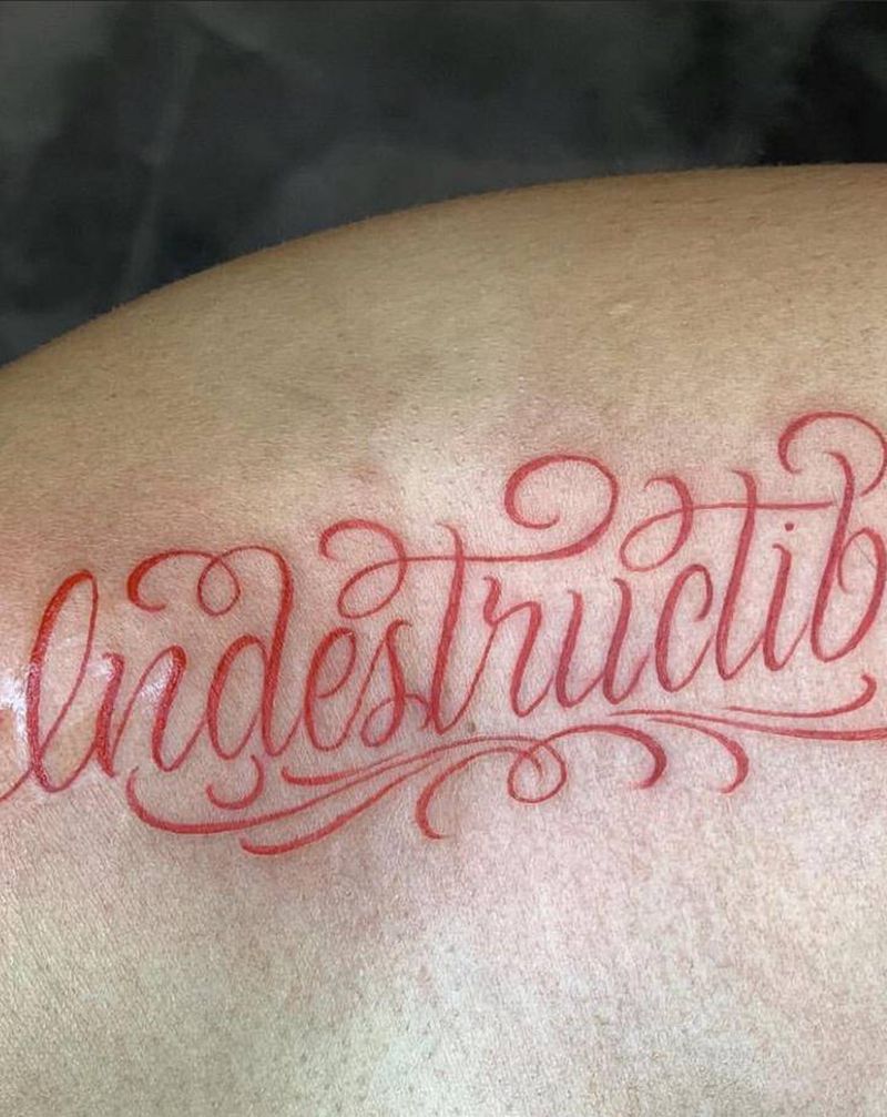 红色的软花体字作品纹身图片_肩部颈部花体字纹身图案