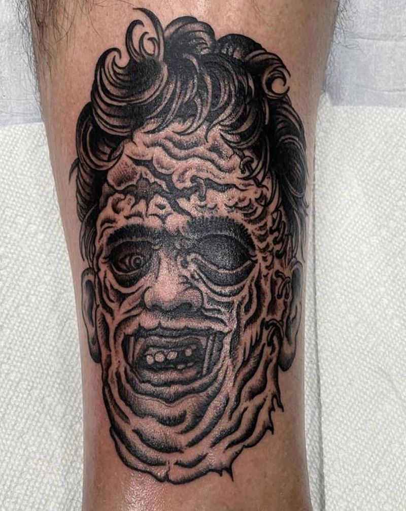 德州电锯电锯杀人狂纹身图片_胸部Old School纹身图案