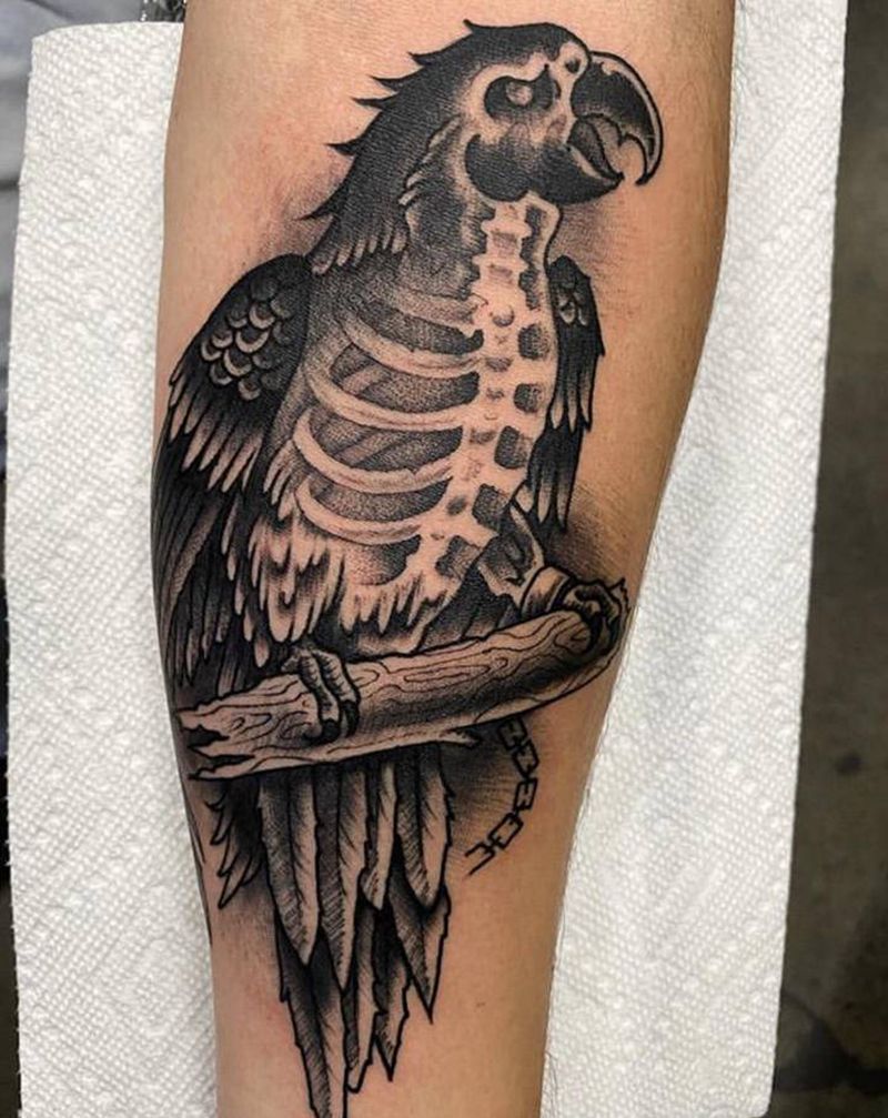 黑灰school作品-骷髅鹦鹉纹身图片_手臂腿部Old School鹦鹉纹身图案