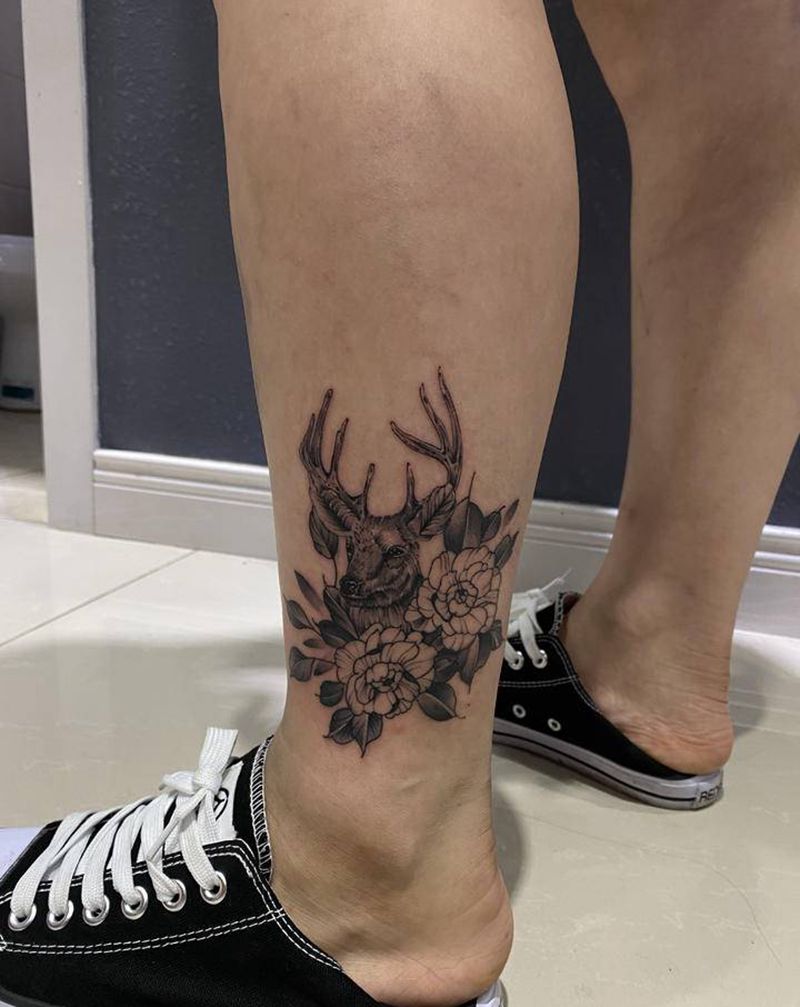 麋鹿纹身图片_脚部纹身图案