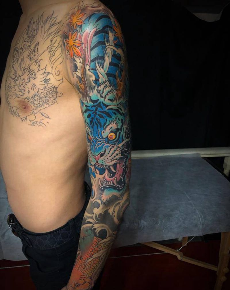 传统花臂纹身图片_手臂新传统纹身图案