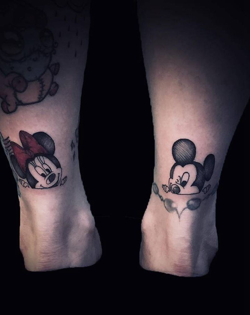 米奇纹身图片_脚部小清新彩图卡通纹身图案