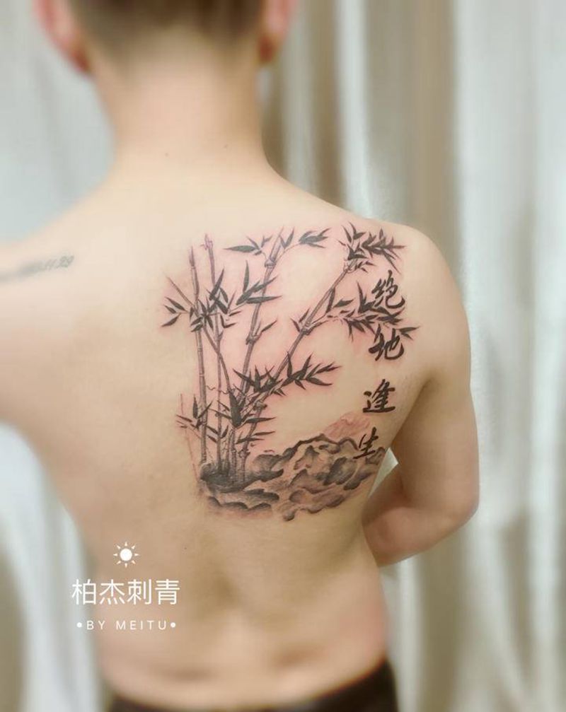 竹子，绝地逢生纹身图片_背部水墨新传统纹身图案