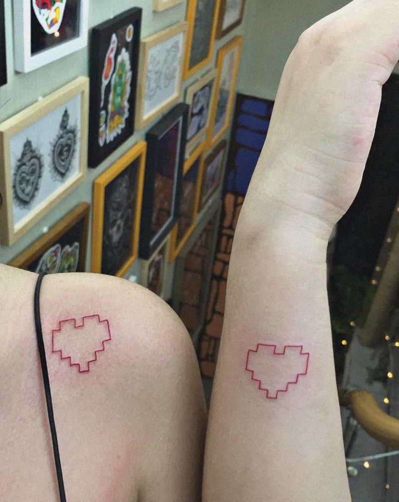 小爱心纹身图片_手臂肩部小清新纹身图案