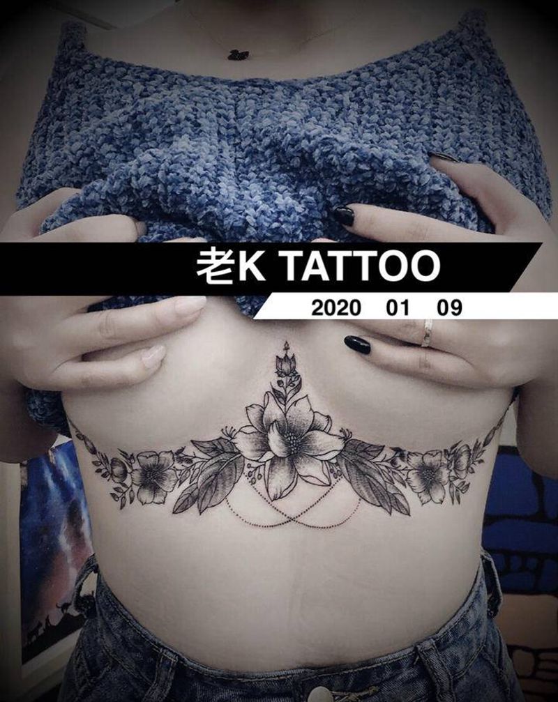 素花遮盖纹身图片_胸部纹身图案