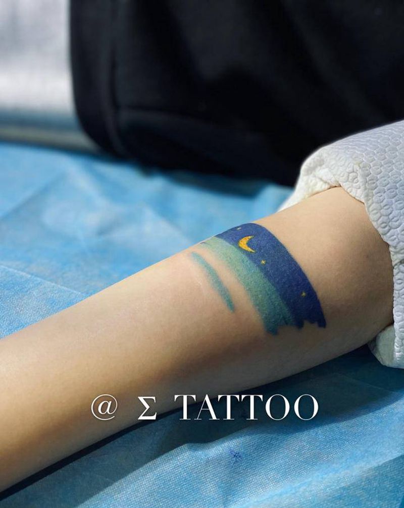 想要点蓝色纹身图片_手臂纹身图案