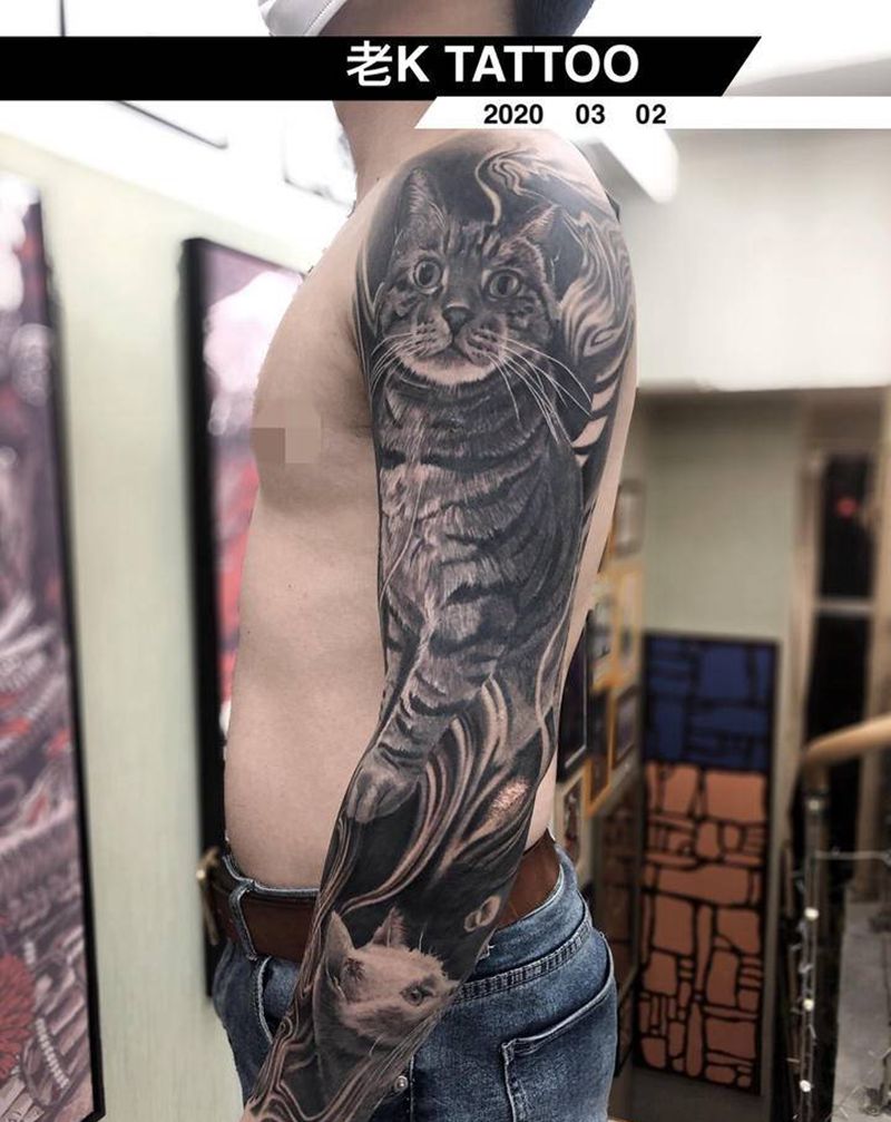 猫纹身图片_手臂欧美写实纹身图案