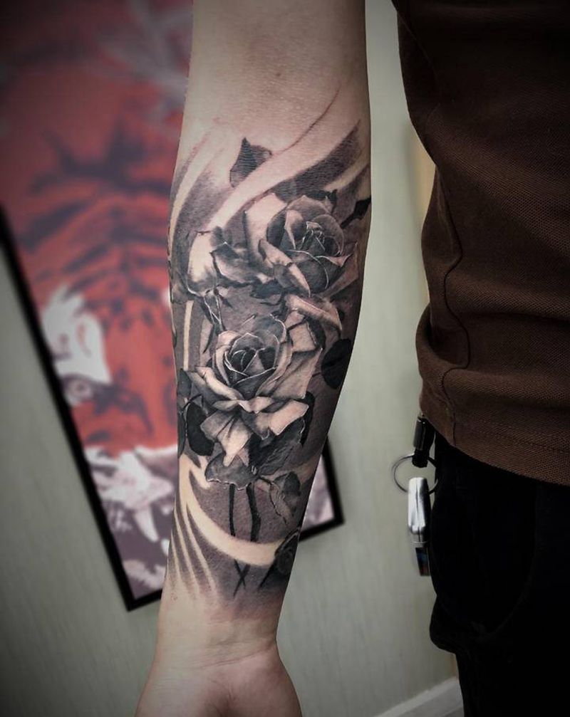 玫瑰花纹身图片_手臂欧美写实纹身图案