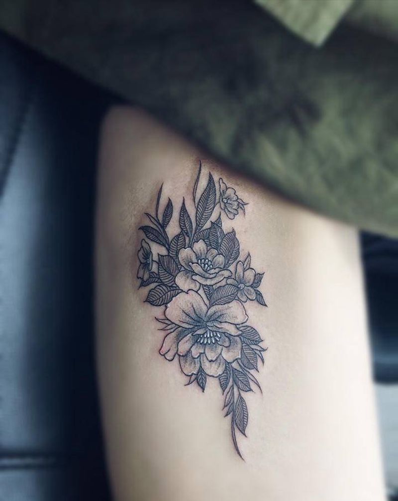 素花遮盖伤疤纹身图片_腿部纹身图案