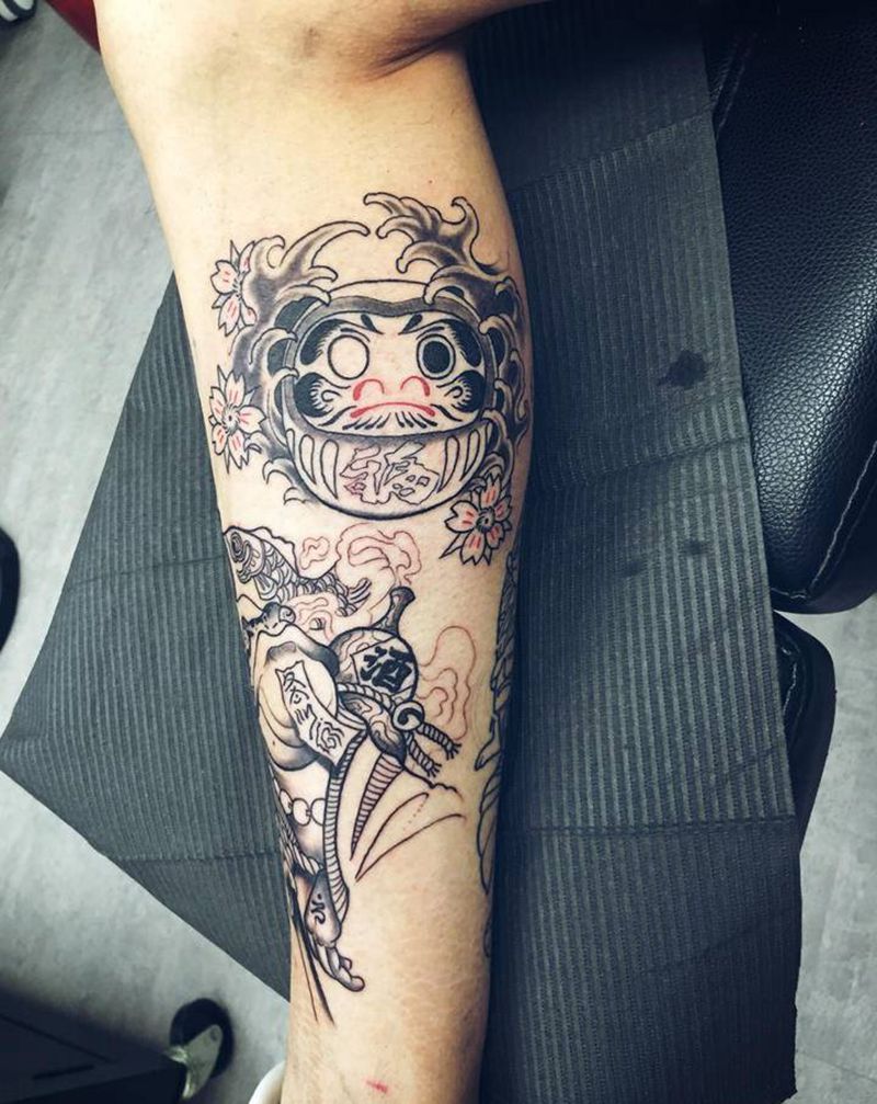 达摩蛋未完纹身图片_腿部纹身图案