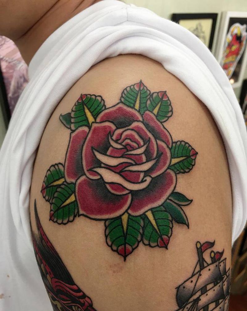 oldschool玫瑰纹身图片_手臂Old School纹身图案