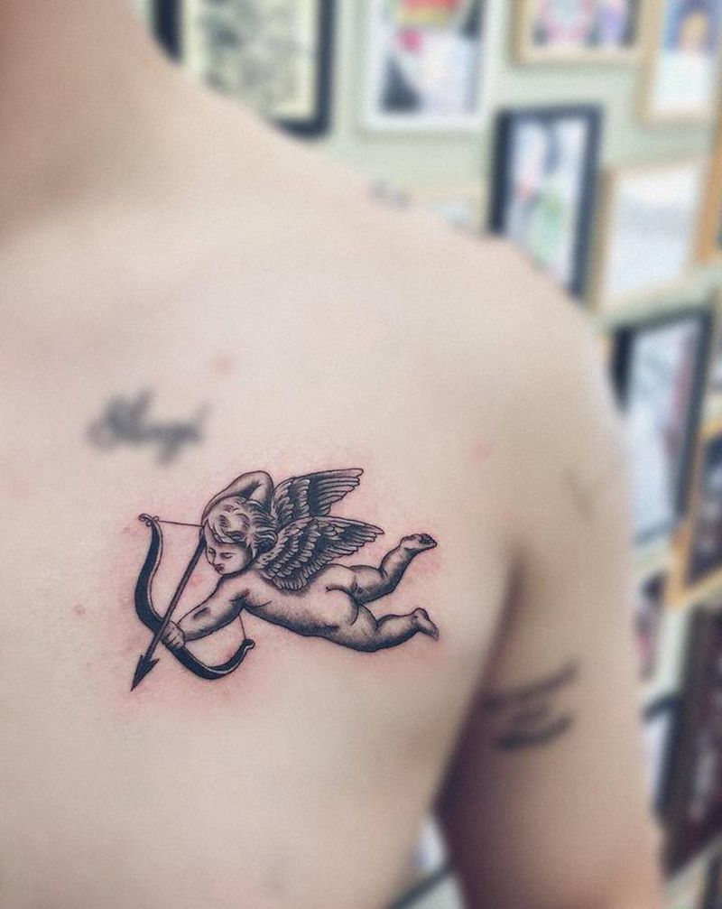 小清新天使纹身图片_胸部纹身图案