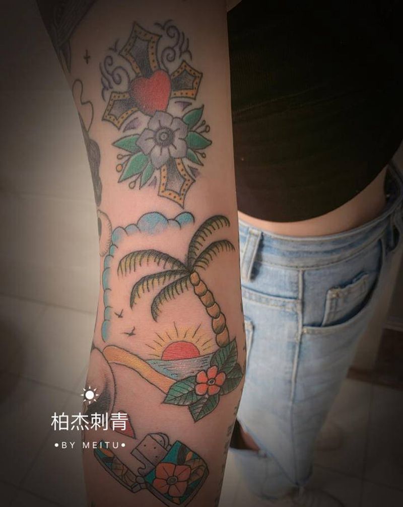 拼接纹身图片_手臂Old SchoolNew School纹身图案